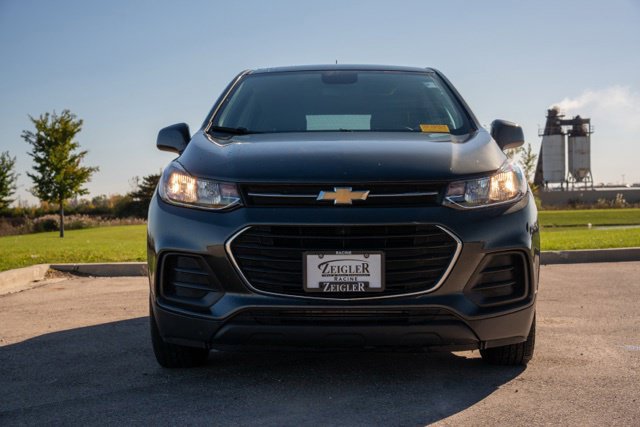 Used 2020 Chevrolet Trax LS w/ Tint and Cruise Package FWD image 2