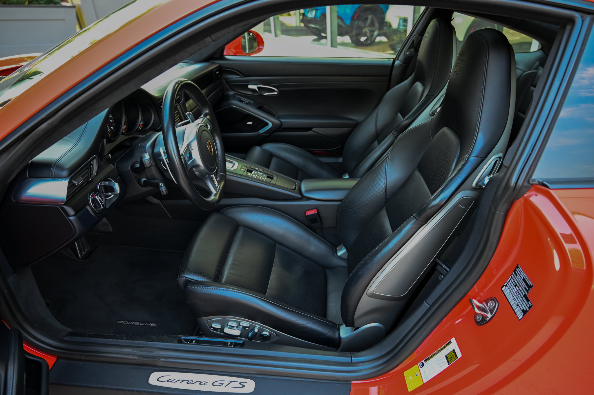 Used 2016 Porsche 911 Carrera GTS RWD image 17