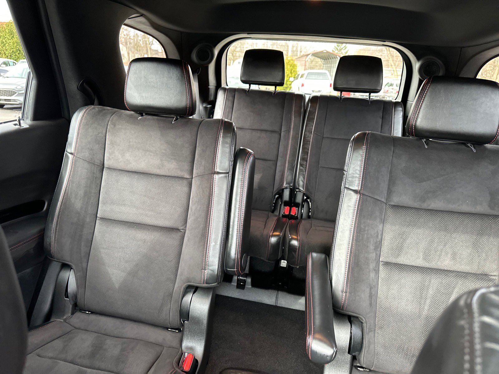 Used 2025 Dodge Durango GT image 41