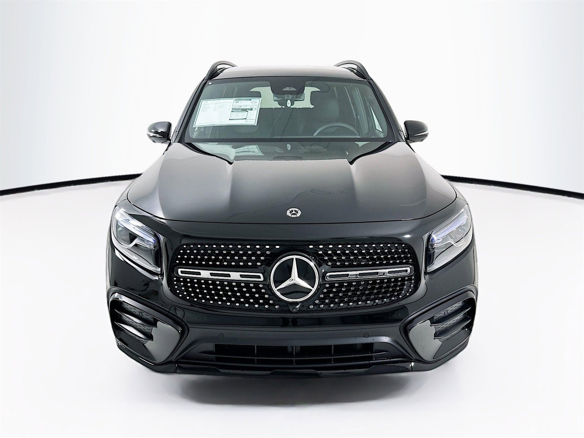 New 2026 Mercedes-Benz GLB 250 image 2