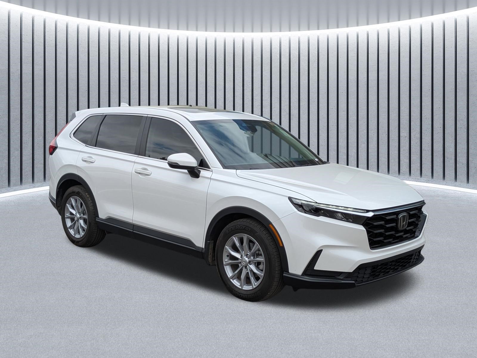 Certified 2025 Honda CR-V EX image 2