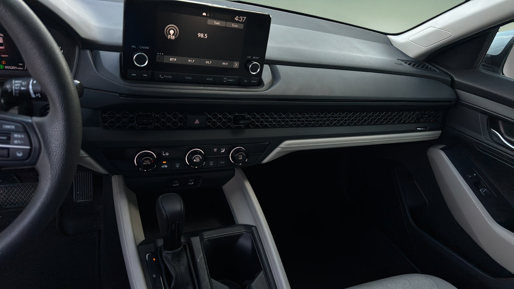 Used 2023 Honda Accord LX image 11