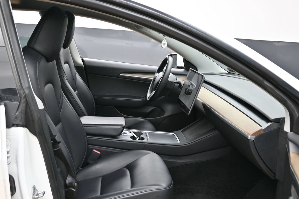 Used 2023 Tesla Model 3 Standard Range RWD image 38