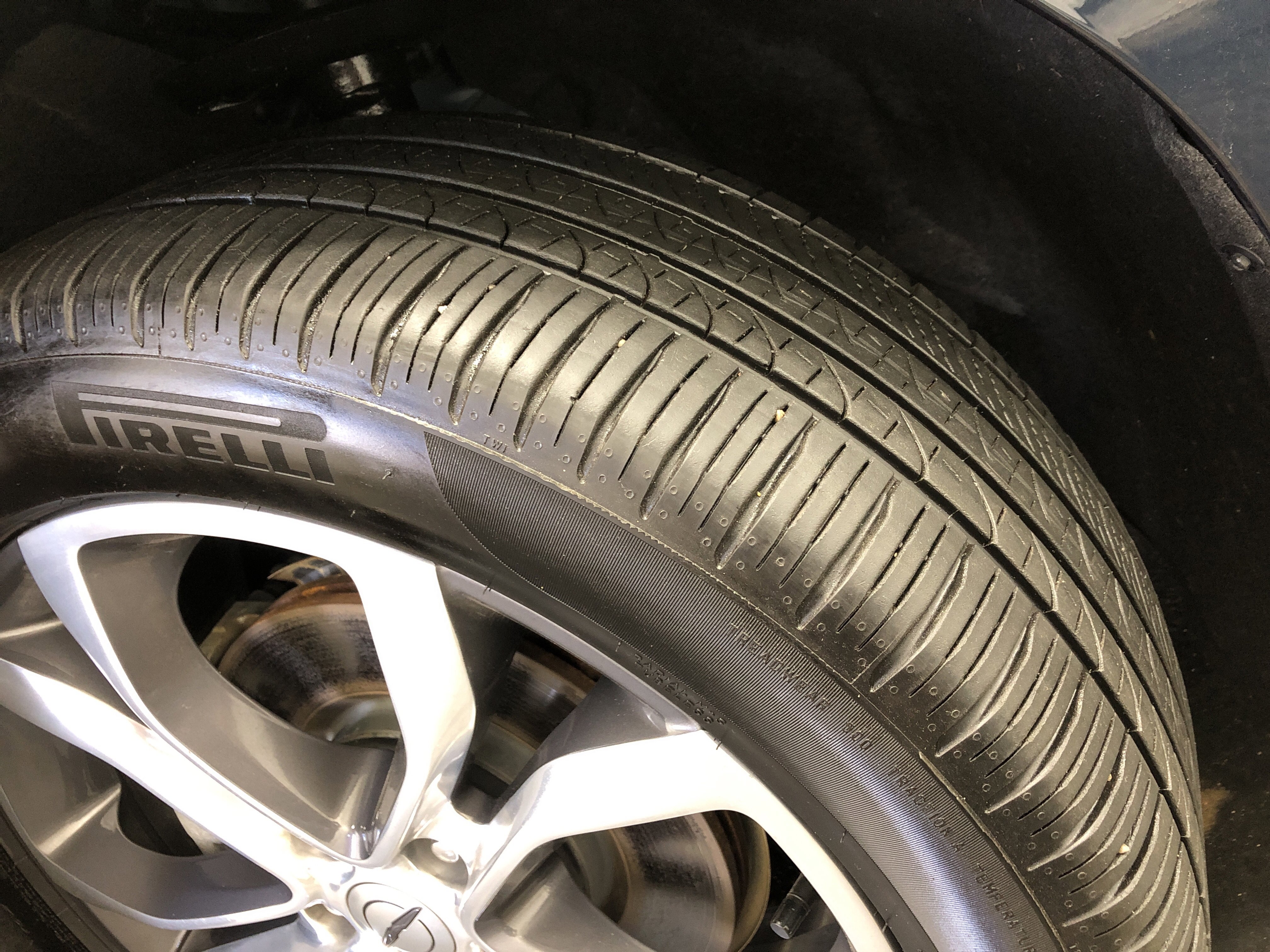 Certified 2024 Chrysler Pacifica Pinnacle FWD image 28