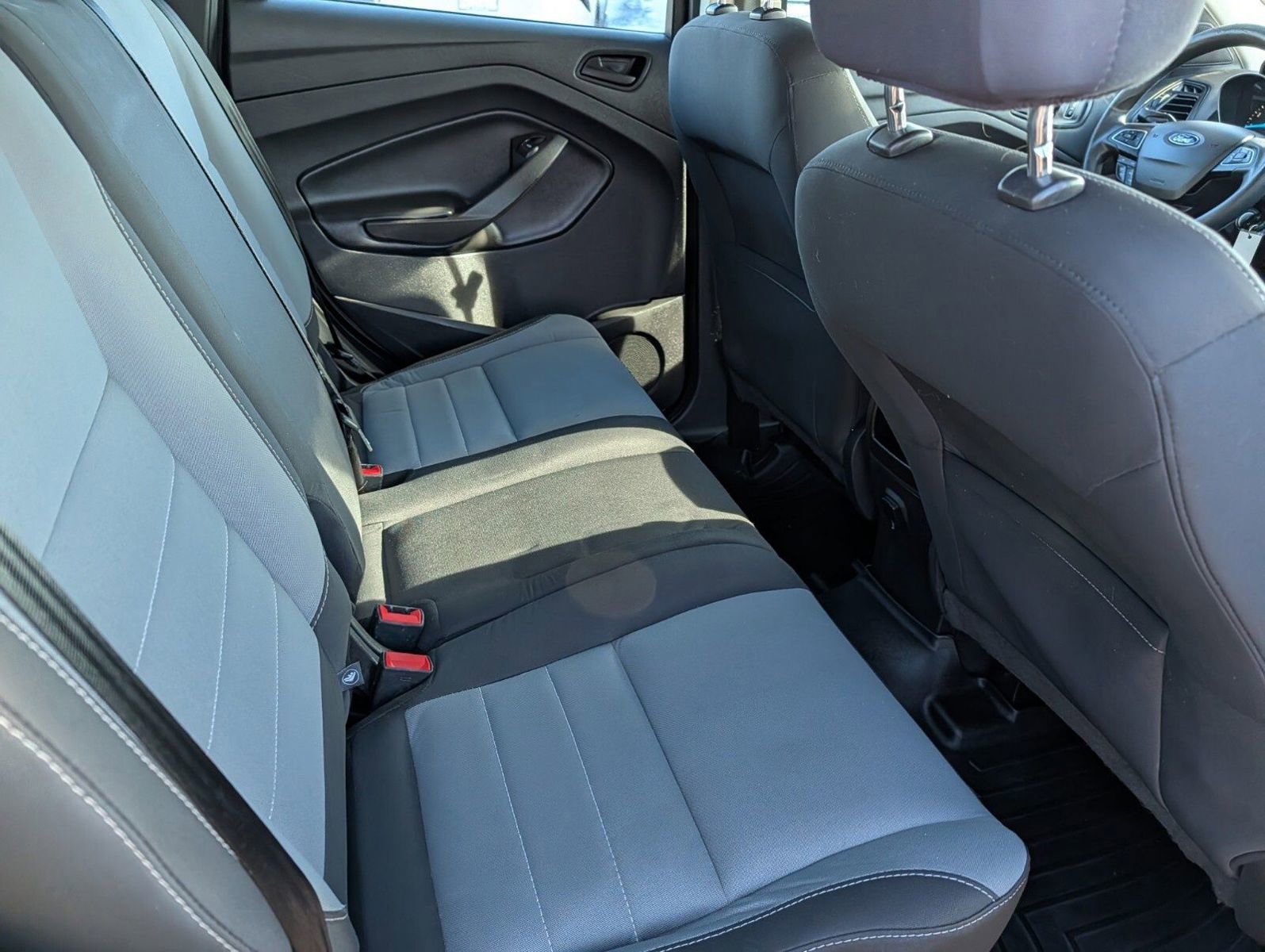 Used 2017 Ford Escape S image 18