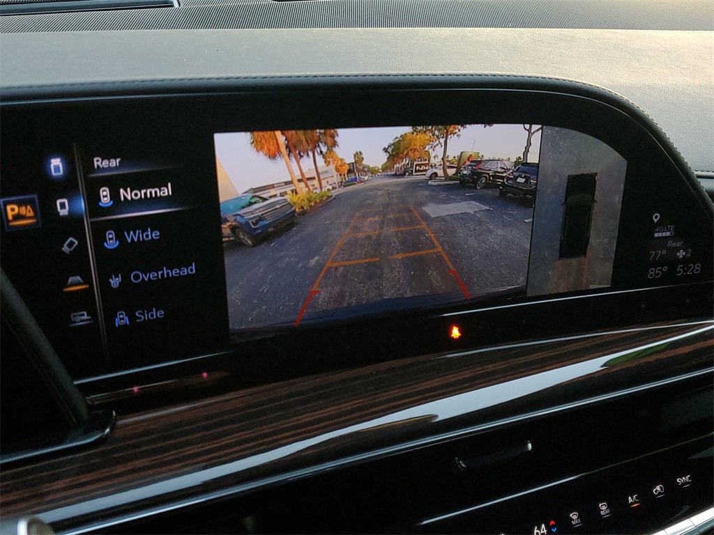 Used 2024 Cadillac Escalade ESV Luxury image 26