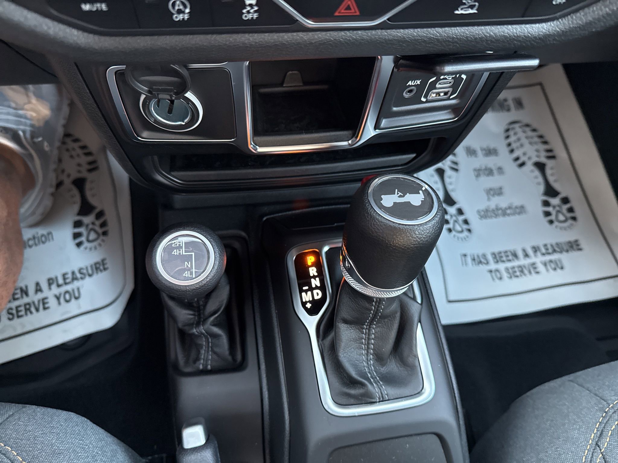 Used 2024 Jeep Wrangler Sport image 32