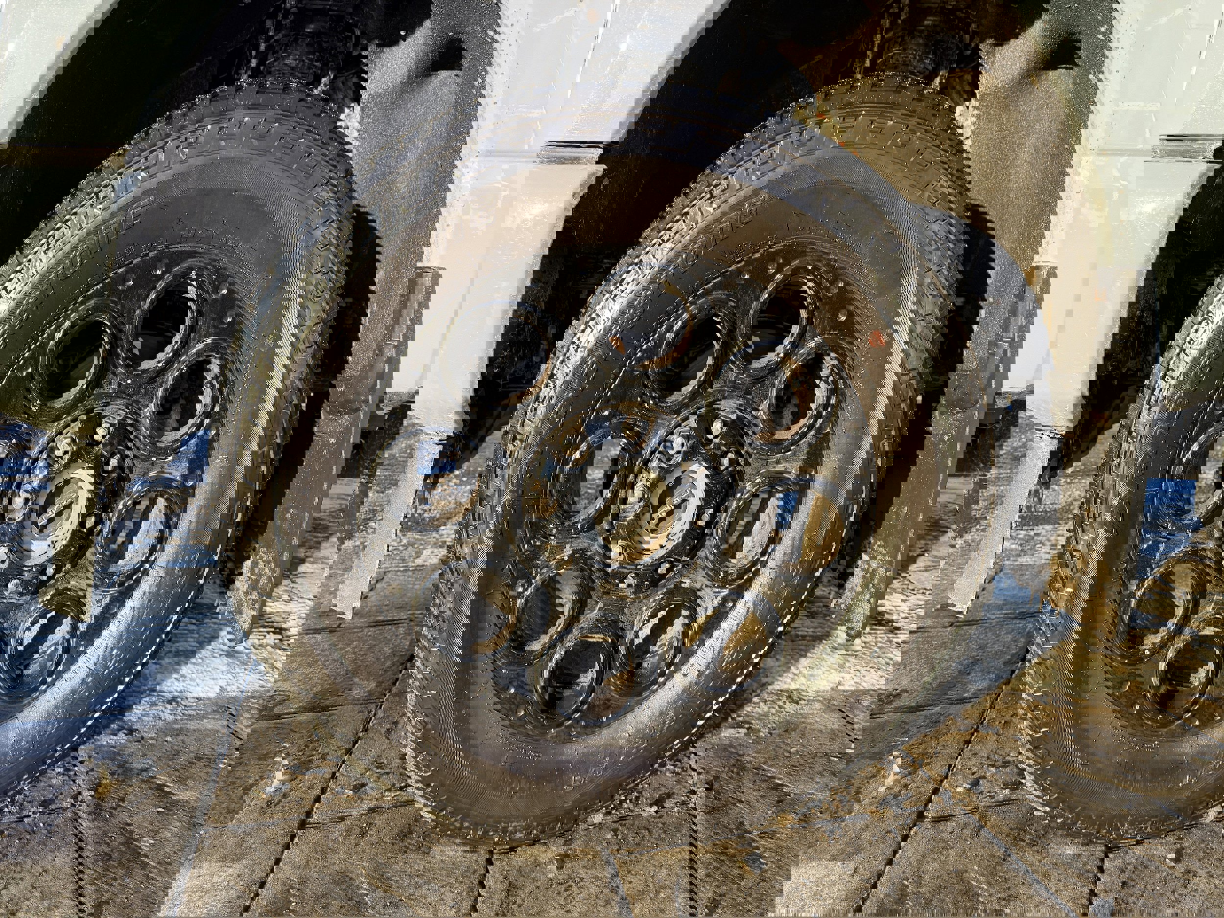 Used 2025 Ford F250 Lariat w/ Black Appearance Package image 28