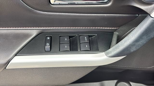 Used 2014 Ford Edge SEL image 10