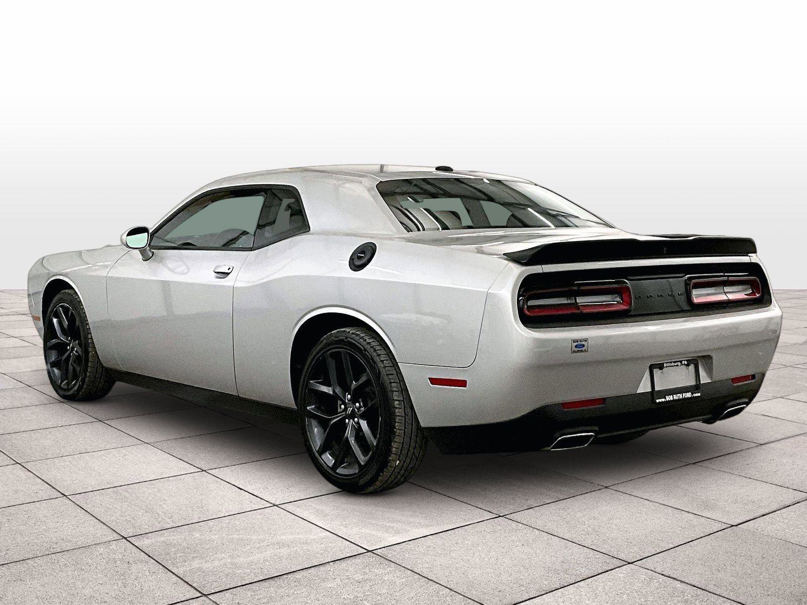 Used 2022 Dodge Challenger SXT w/ Blacktop Package image 10