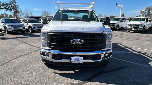 New 2026 Ford F250 XL w/ XL Chrome Package image 8