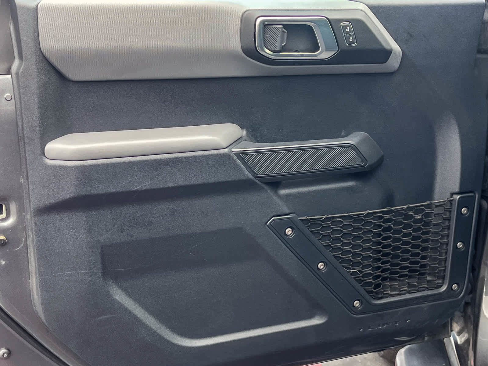 Used 2022 Ford Bronco Big Bend image 19