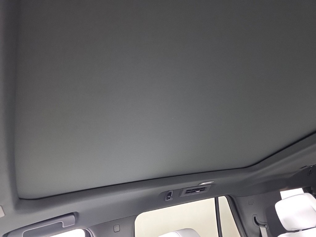 New 2026 Chevrolet Tahoe Premier w/ Sun And Tow Package image 28