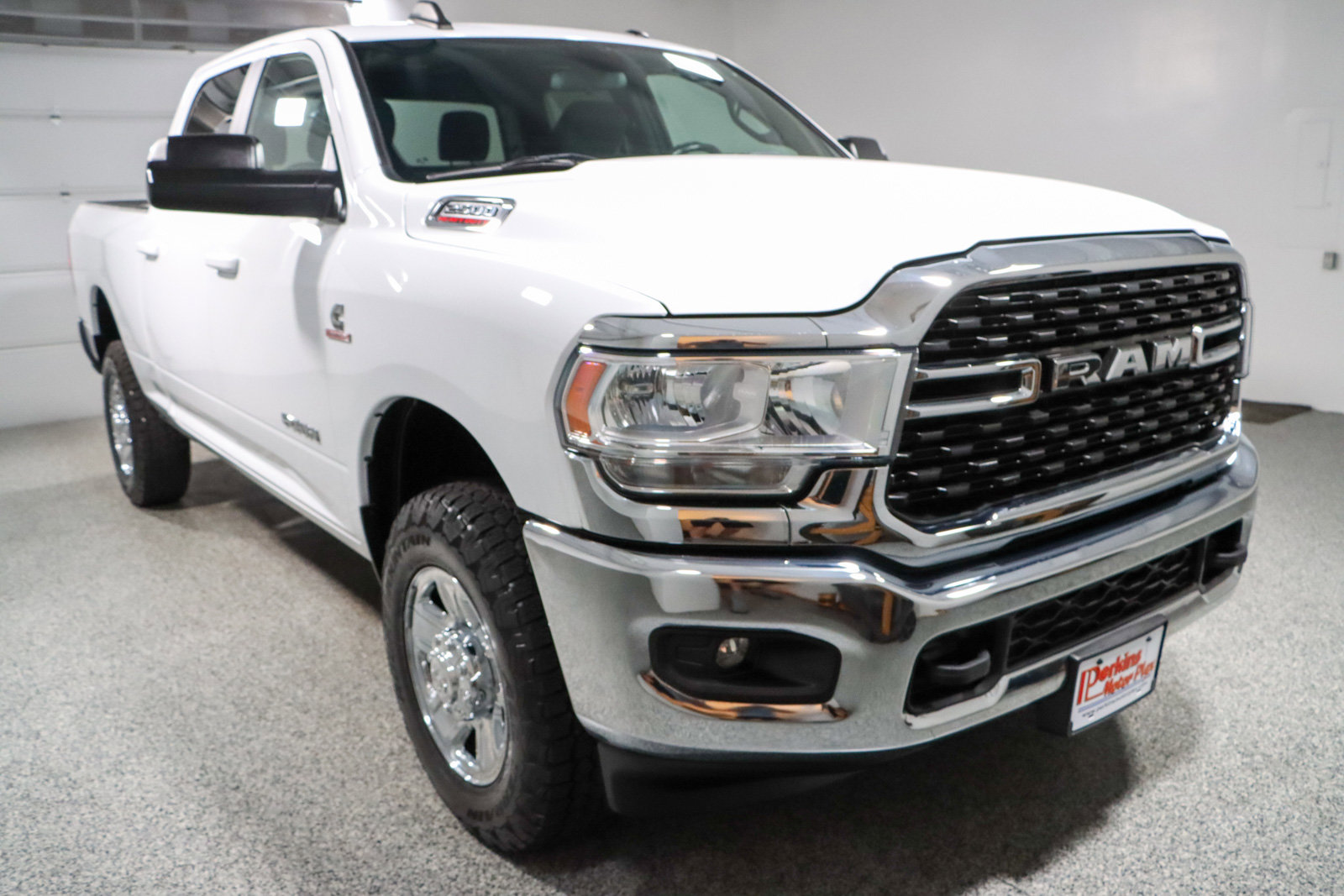 Used 2022 RAM 2500 Big Horn w/ Cold Weather Group AWD/4WD image 5