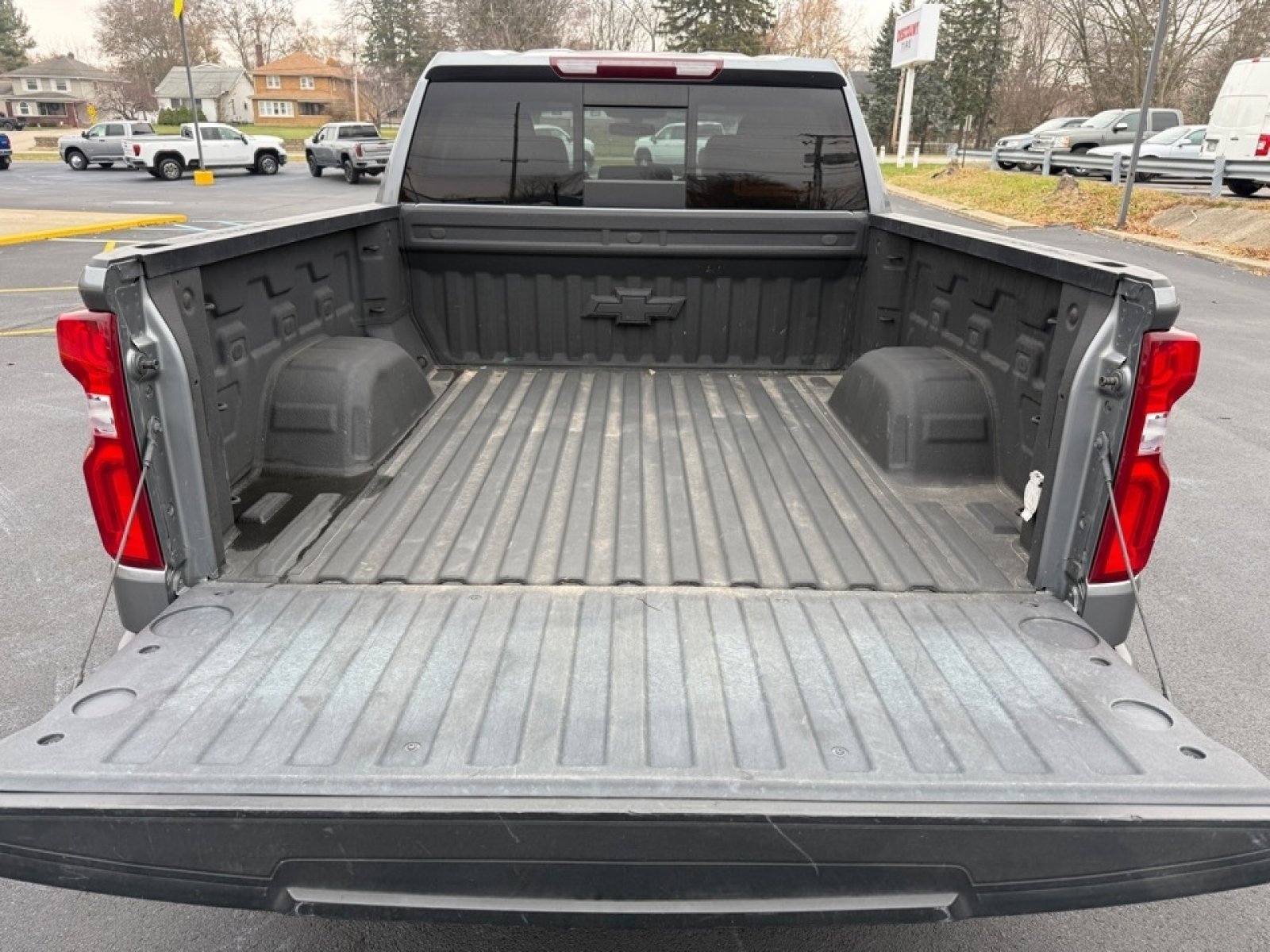 Used 2022 Chevrolet Silverado 1500 LT Trail Boss w/ LT Trail Boss Premium Package image 31