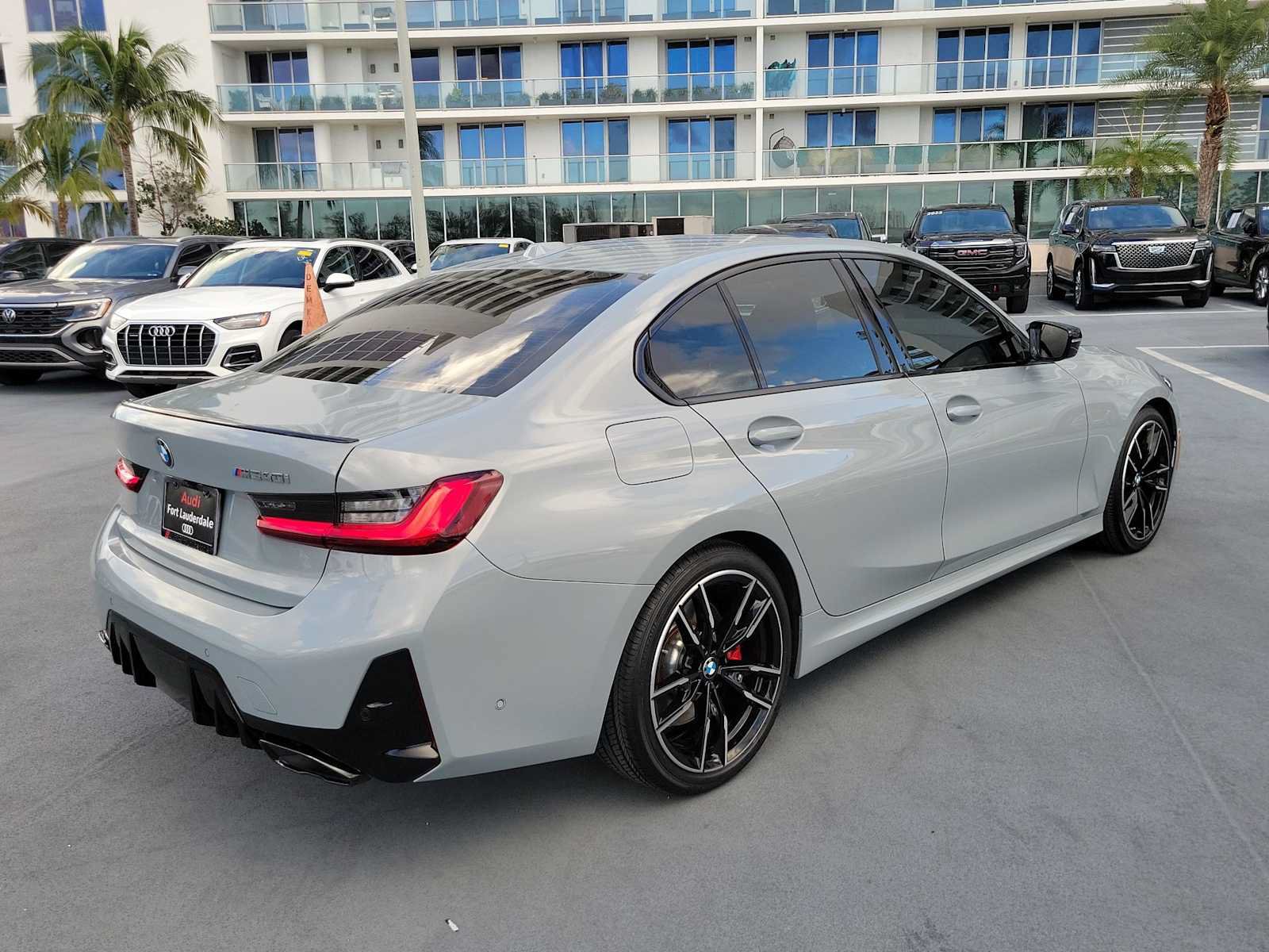 Used 2023 BMW M340i w/ Shadowloine Package RWD image 6