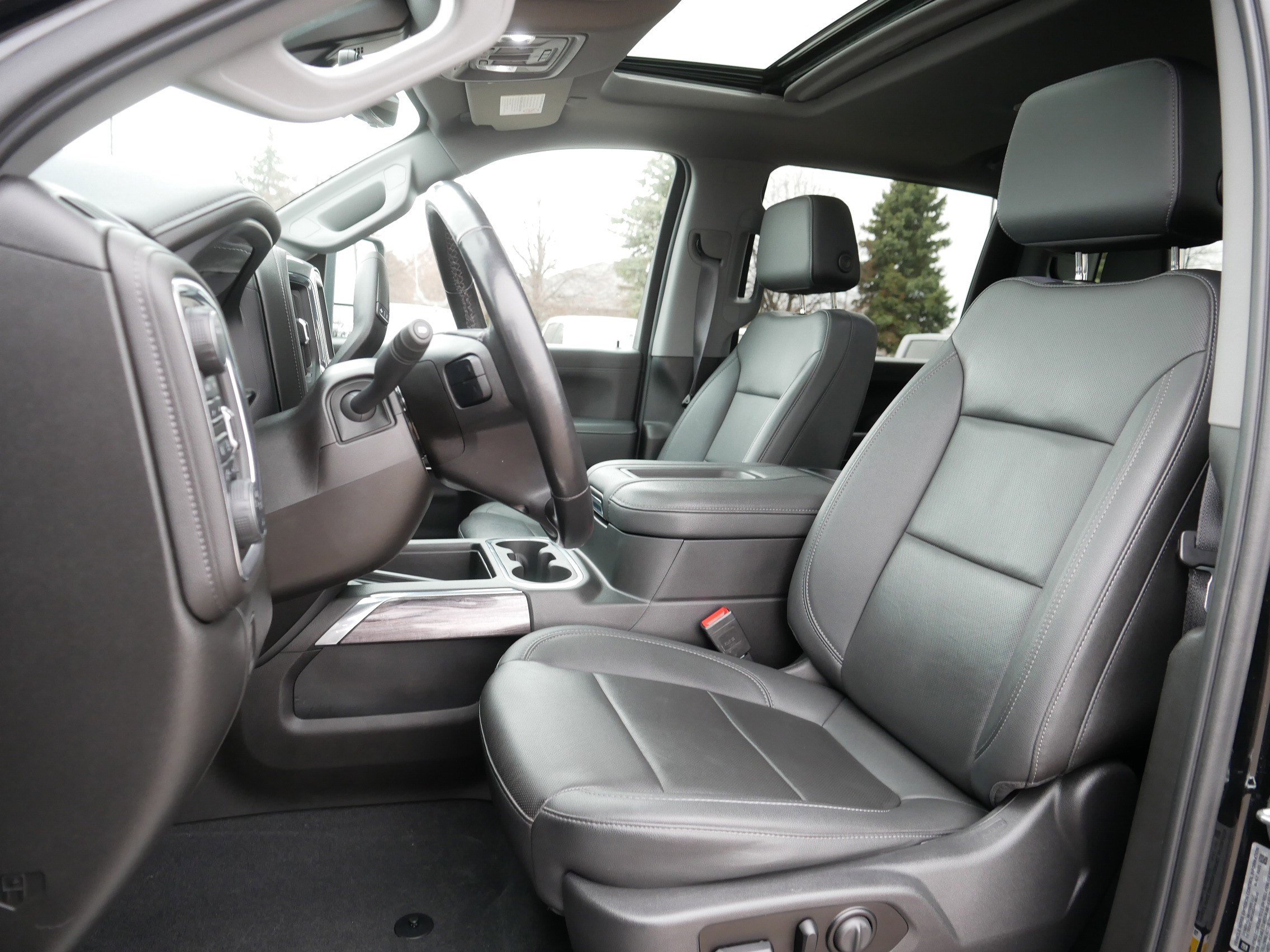 Used 2021 Chevrolet Silverado 2500 LTZ w/ LTZ Premium Package image 34