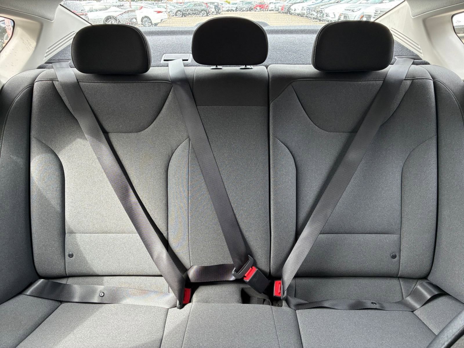 Used 2025 Kia K4 LXS image 38