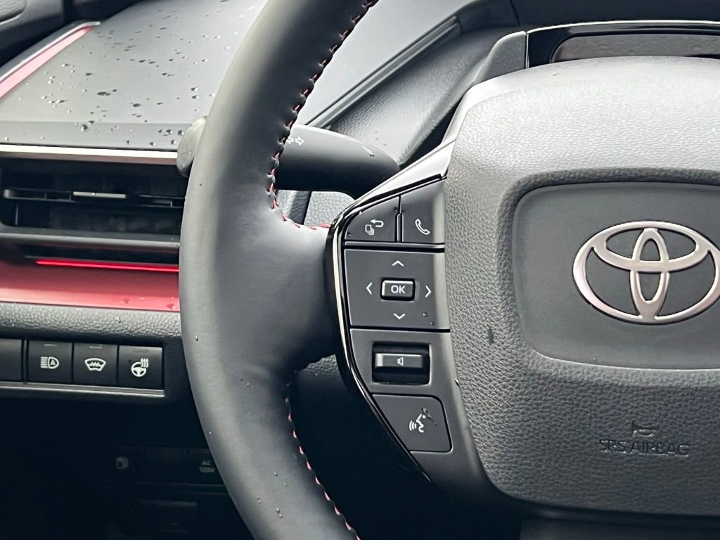 Used 2025 Toyota Prius XSE image 22
