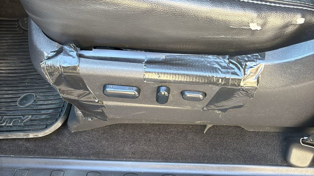 Used 2012 Ford F250 Lariat w/ FX4 Off Road Pkg image 24