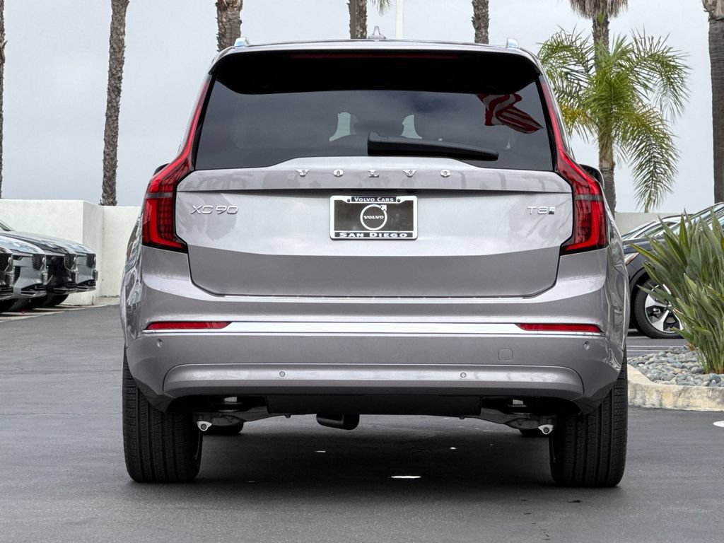 New 2026 Volvo XC90 T8 Plus w/ Protection Package AWD/4WD image 4