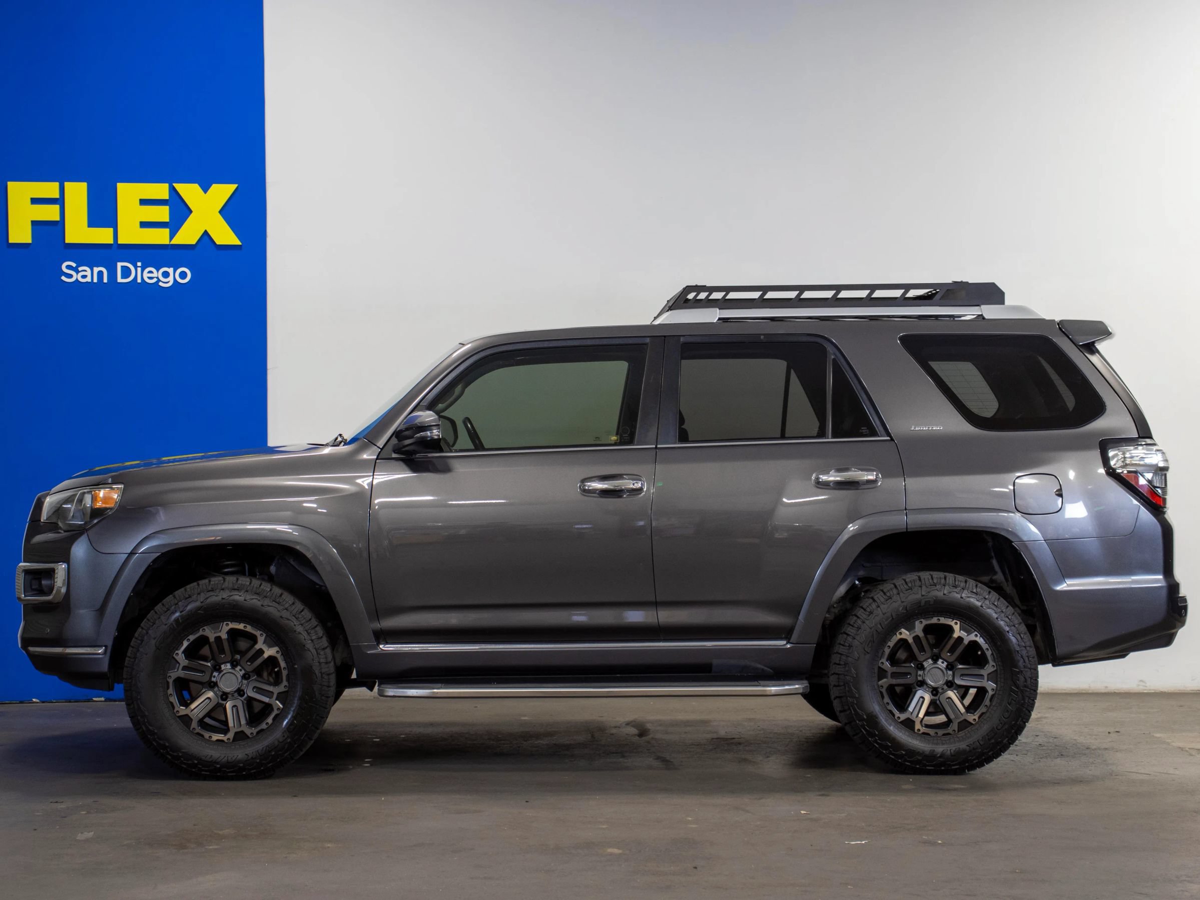 Used 2014 Toyota 4Runner Limited AWD/4WD image 2