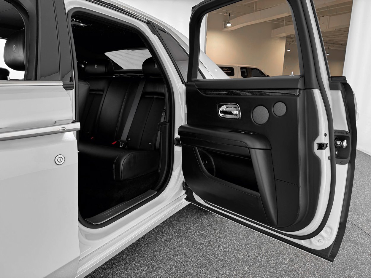 Certified 2022 Rolls-Royce Ghost image 26