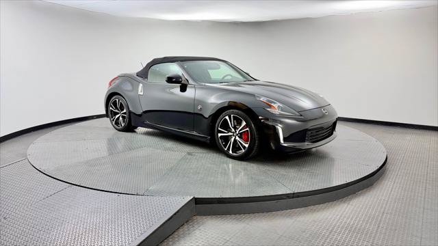Used 2019 Nissan 370Z Touring Sport RWD image 34
