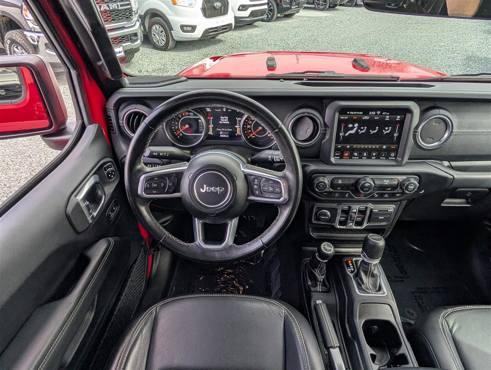 Used 2020 Jeep Gladiator Overland image 16