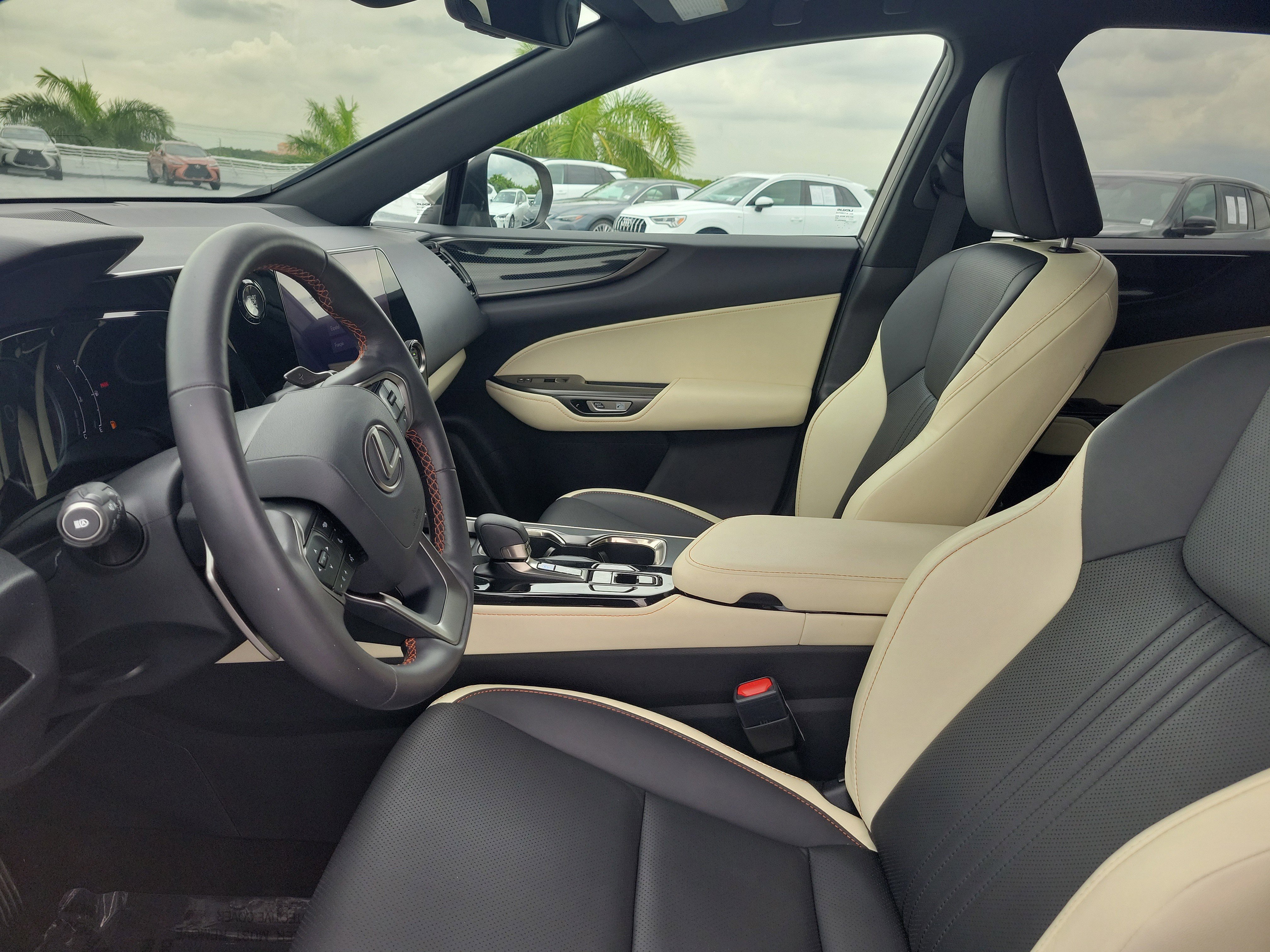 Certified 2024 Lexus NX 250 FWD w/ Towing Package (2000 Lbs) image 22