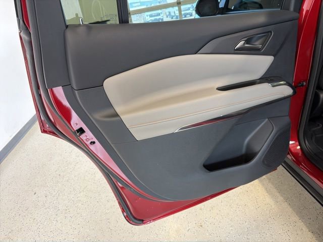 New 2026 Chevrolet Traverse LT image 45