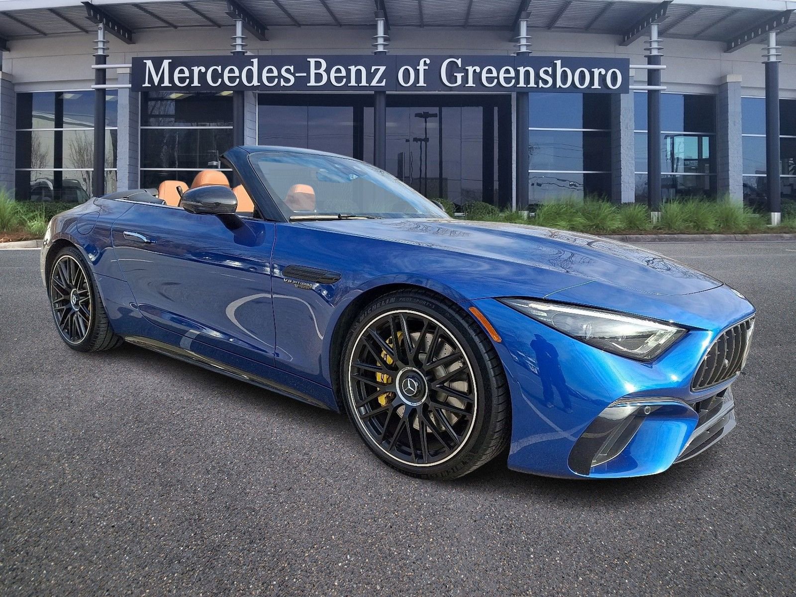 Used 2022 Mercedes-Benz SL 55 AMG 4MATIC image 3