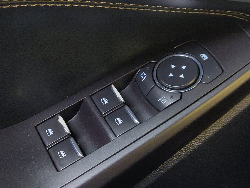 Used 2020 Ford Explorer XLT w/ Equipment Group 202A image 27