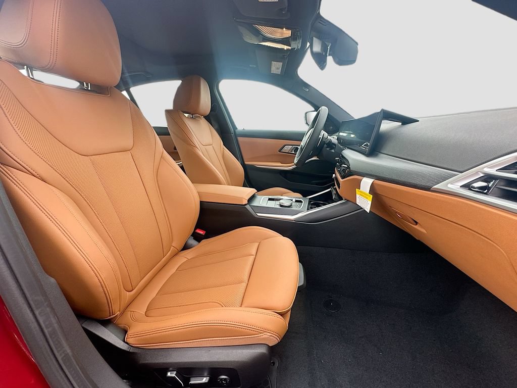 New 2026 BMW 330i xDrive Sedan w/ M Sport Package AWD/4WD image 30