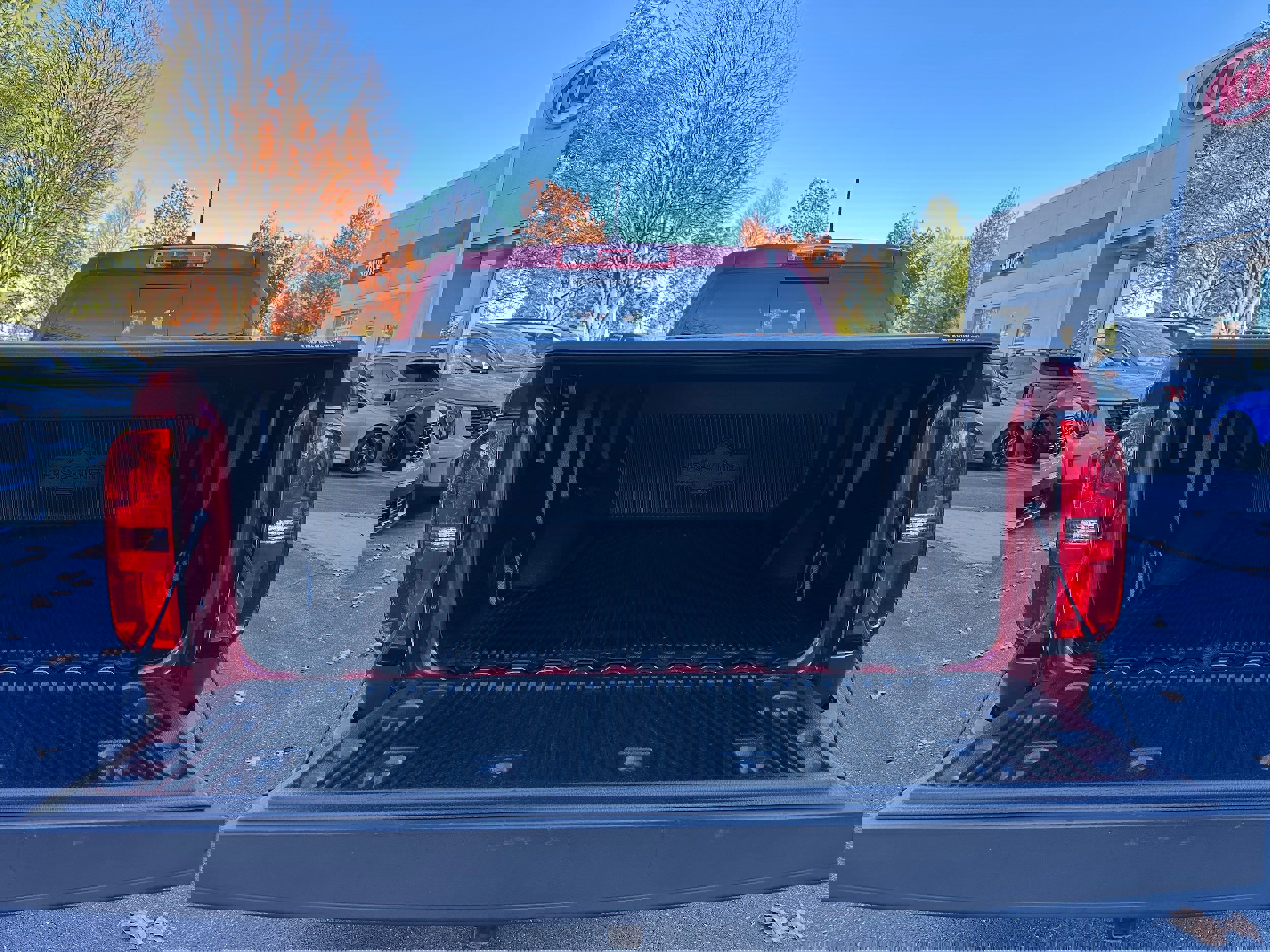 Used 2019 Chevrolet Colorado LT w/ LT Convenience Package image 10