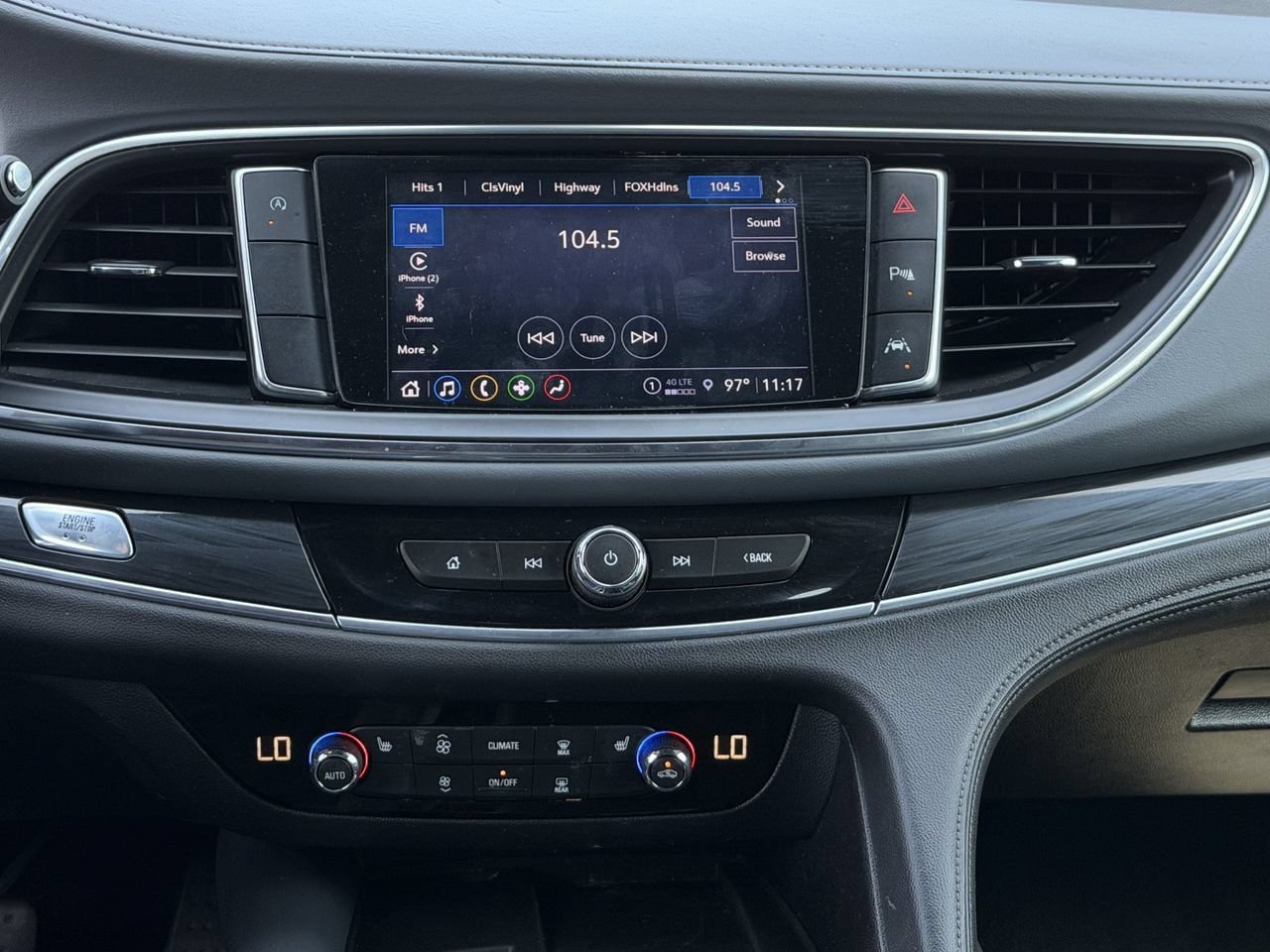 Used 2022 Buick Enclave Essence FWD image 15