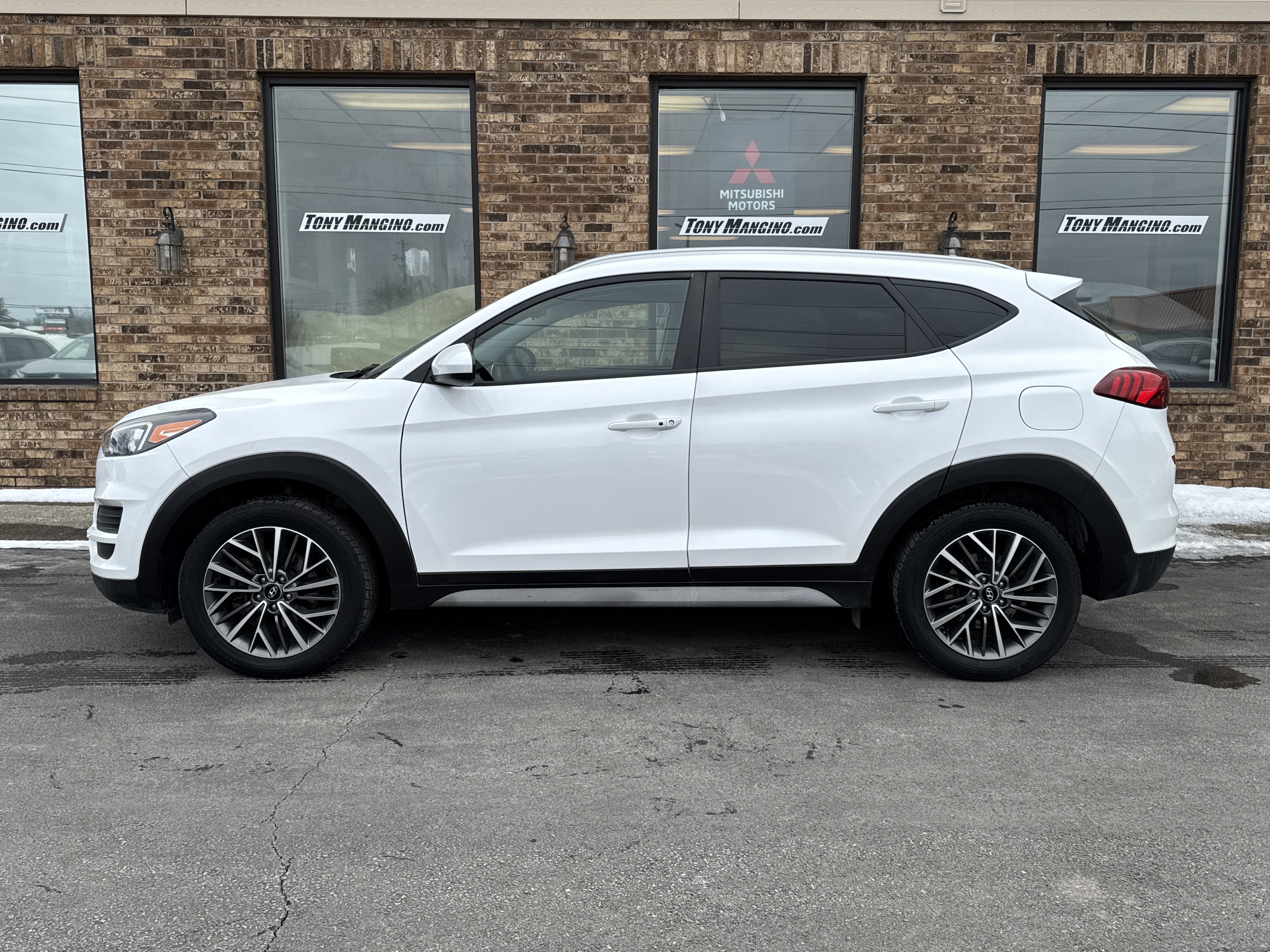 Used 2019 Hyundai Tucson SEL image 2