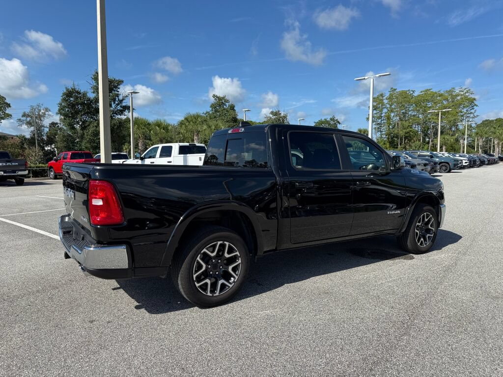 Used 2026 RAM 1500 Laramie AWD/4WD image 3