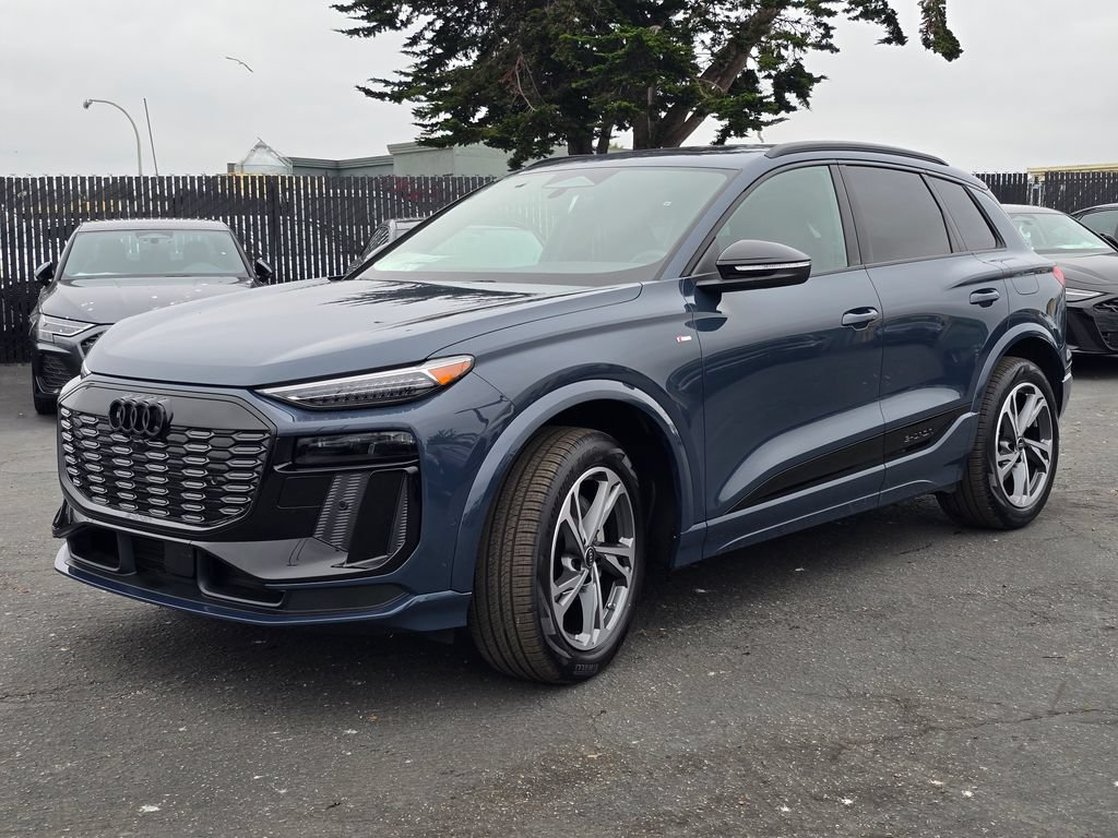 New 2027 Audi Q6 e-tron Premium Plus AWD/4WD image 2