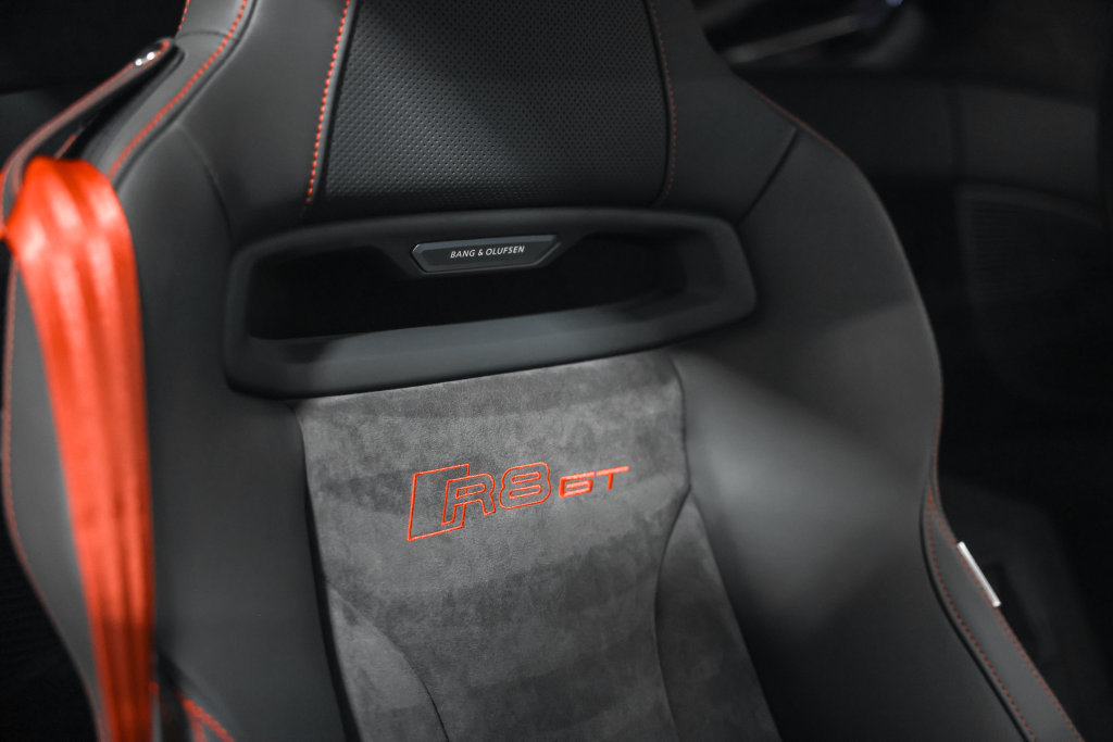 Used 2023 Audi R8 V10 GT RWD image 28