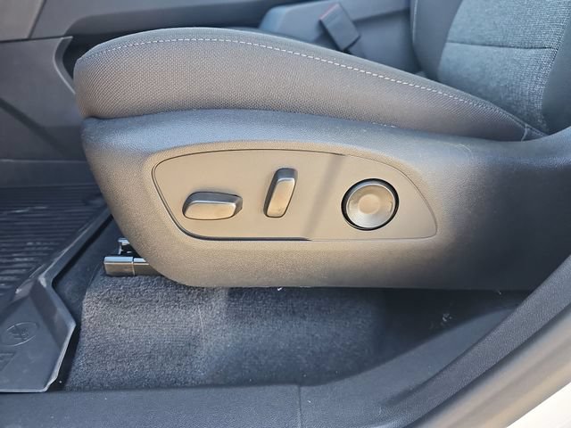 New 2026 GMC Acadia Elevation w/ LPO, Floor Liner Package AWD/4WD image 22