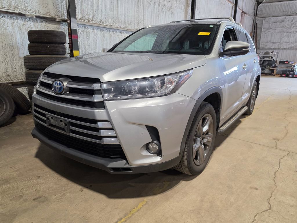 Used 2017 Toyota Highlander Limited Platinum AWD/4WD image 1