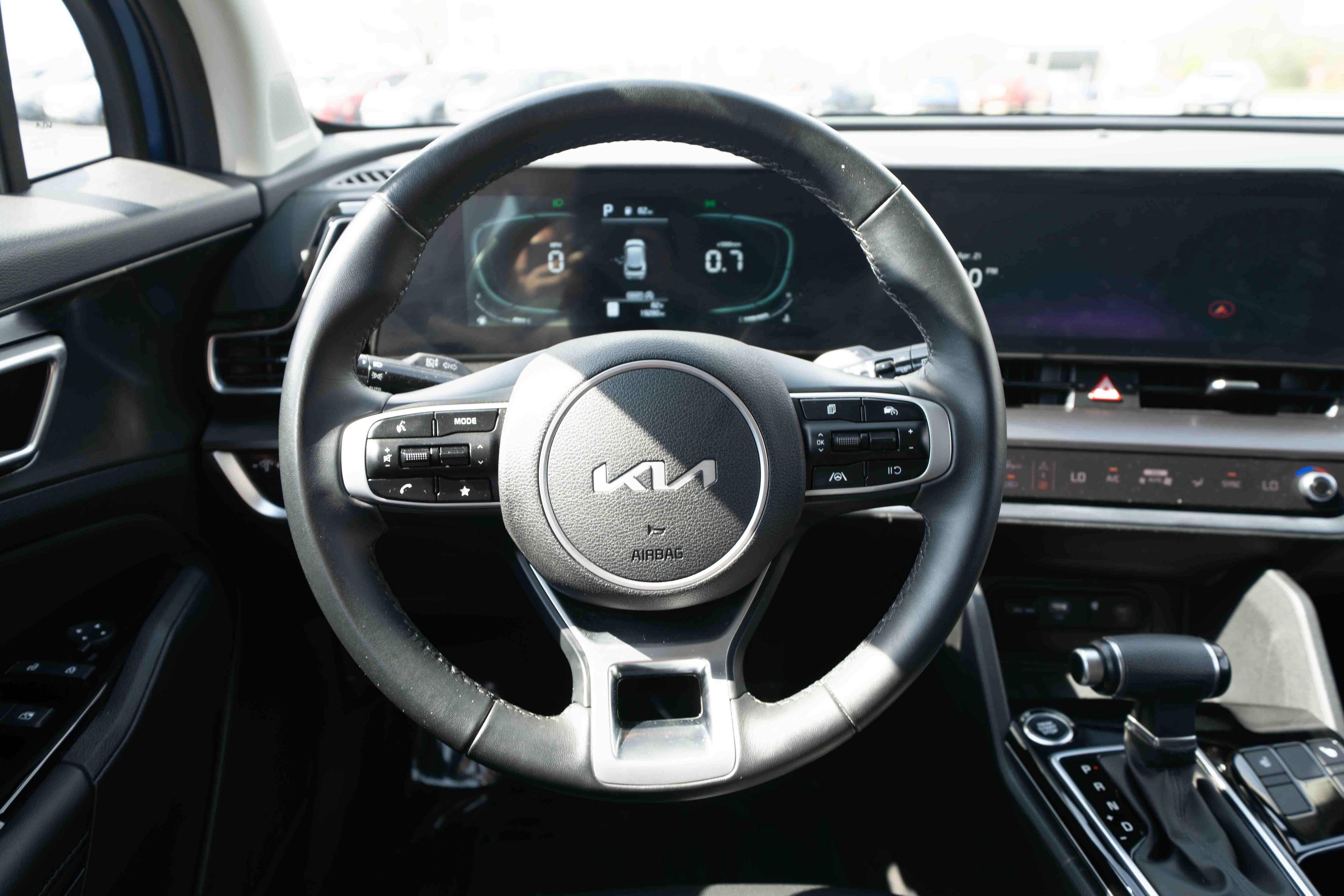 Used 2024 Kia Sportage EX AWD/4WD image 21