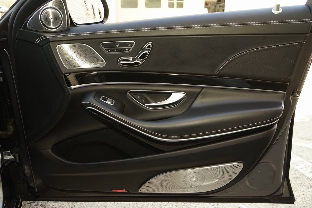 Used 2019 Mercedes-Benz Maybach S 560 4MATIC image 30