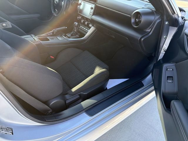 Certified 2022 Toyota GR86 image 24