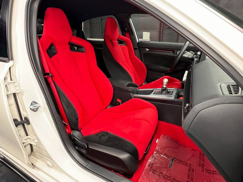 Used 2025 Honda Civic Type R image 4
