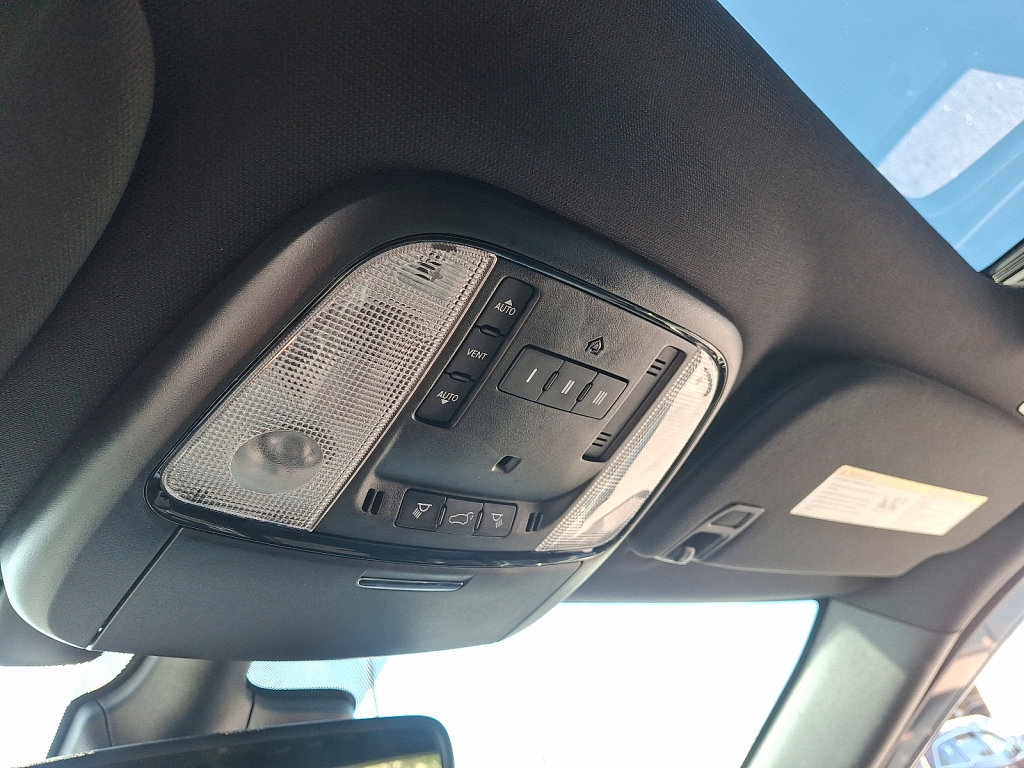 Used 2022 Dodge Durango GT image 32