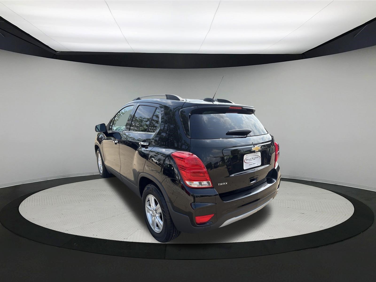 Used 2019 Chevrolet Trax LT w/ LT Convenience Package FWD image 5