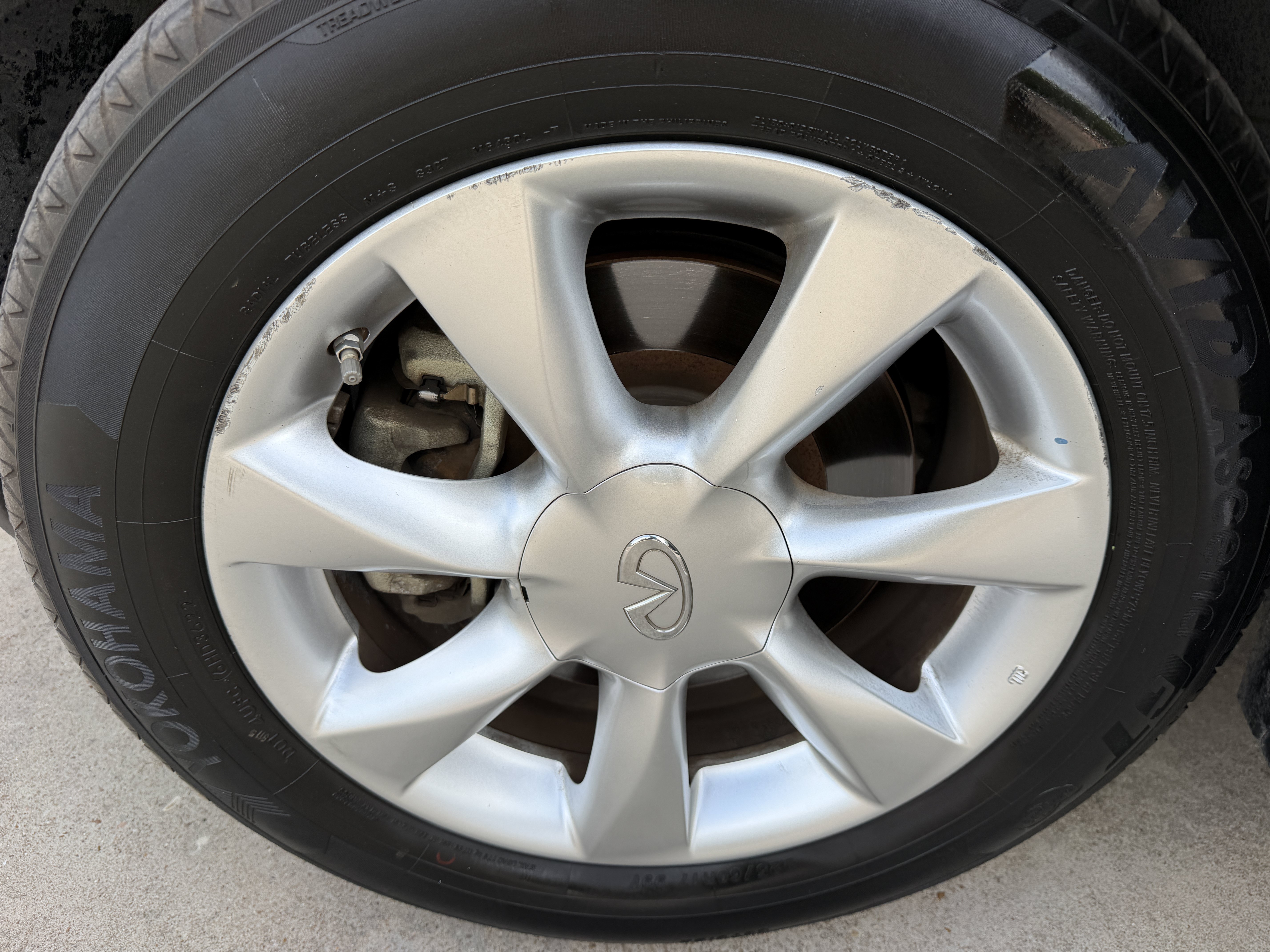 Used 2010 INFINITI EX35 Journey RWD image 40
