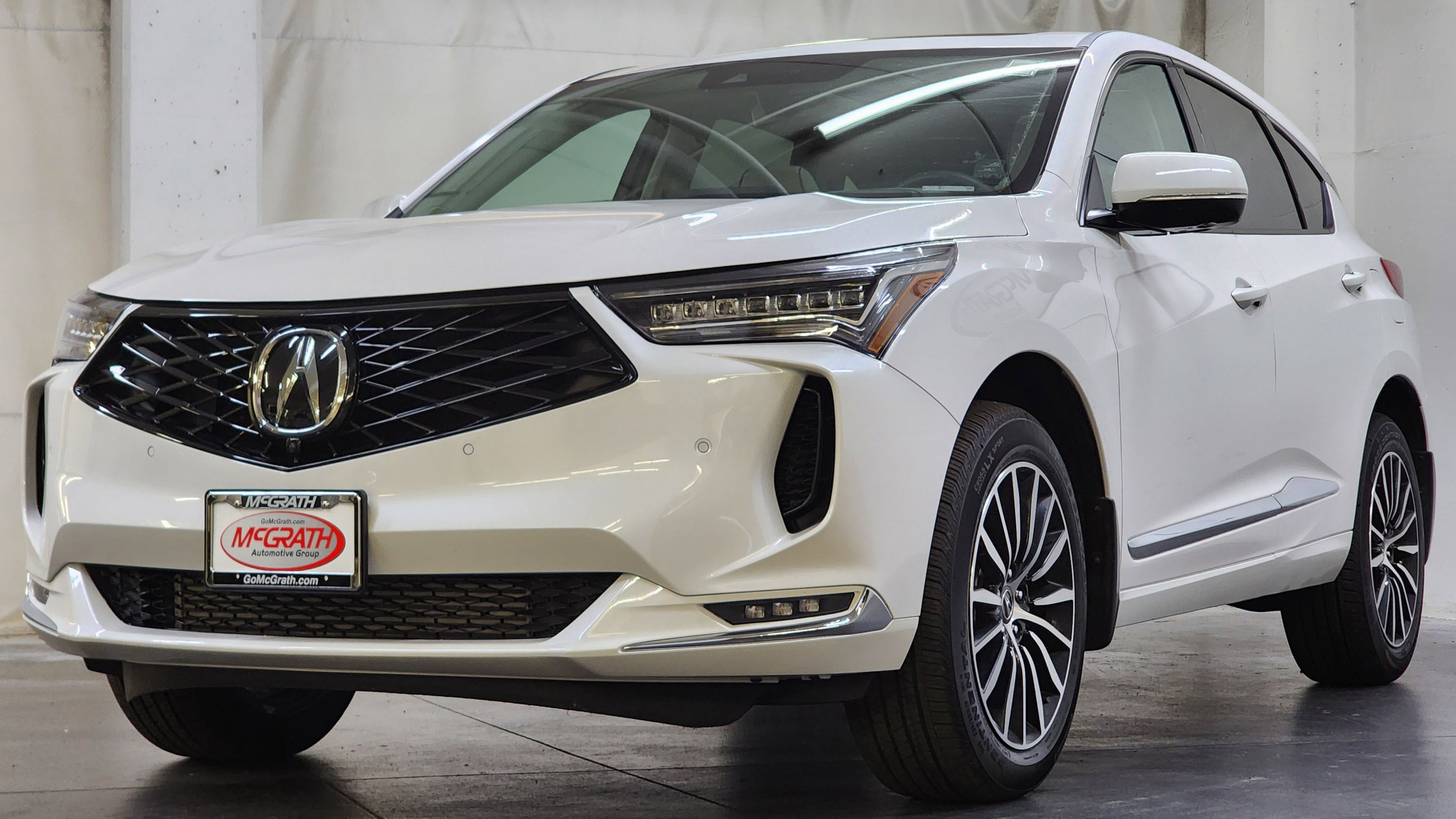 Used 2025 Acura RDX SH-AWD w/ Advance Package image 11
